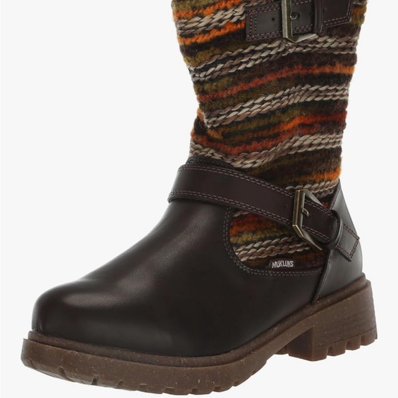 New Muk Luks Brown Boots with Multicolor Knit - Picture 4 of 9